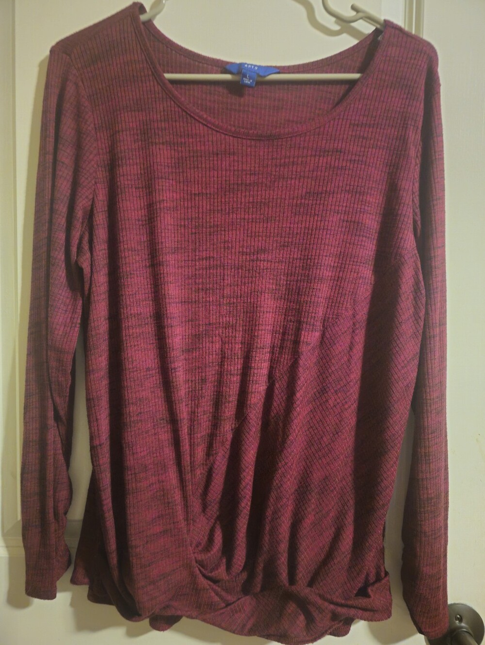 Apt. 9 Ribbed Long-Sleeve Twist-Hem Top - Berry